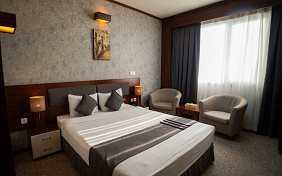 One-Bedroom Royal Apartment for Four Helma Hotel Mashhad