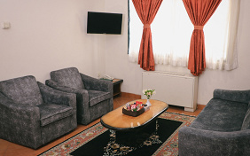 Two-Bedroom Apartment for Four Guests Khaneh Sabz Hotel Mashhad