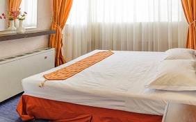One-Bedroom Apartment for Two People Parham Apartment Hotel Mashhad