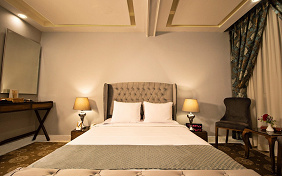 Superior Room Tara Hotel Mashhad