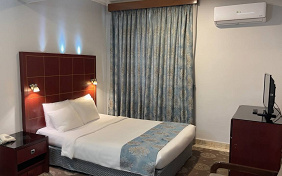 Standard Double Tara Hotel Mashhad