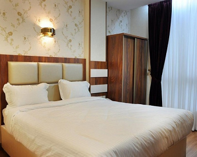 Amatis Hotel Tehran 28