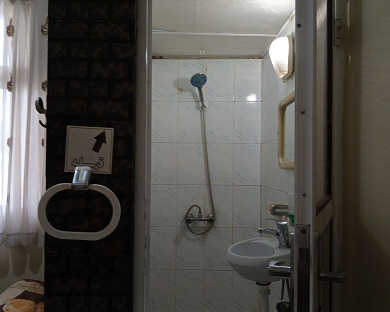 Arian Inn Tehran 14