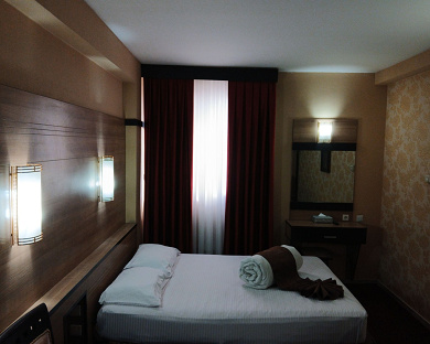 Arya Hotel Mashhad 18