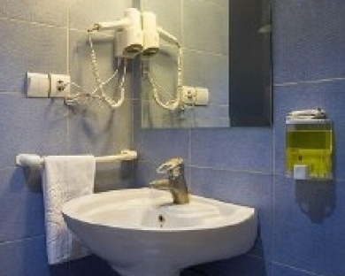 Ati Hotel Mashhad 18