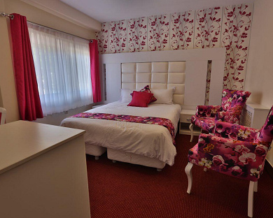 Baloot Hotel Tehran 21