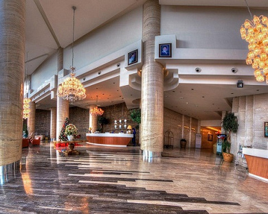 Bozorg Hotel Tehran