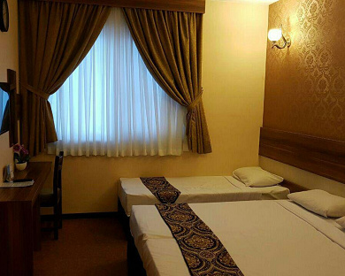 Enghelab Hotel Tehran