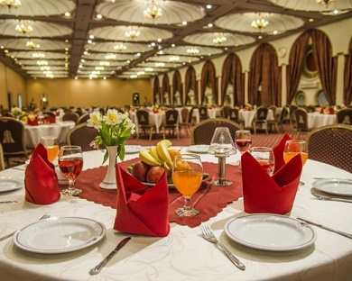 Enghelab Hotel Tehran 10