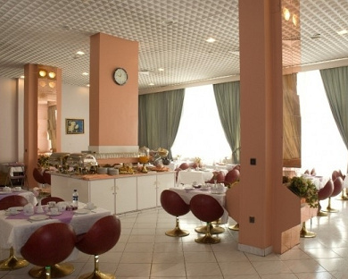 Enghelab Hotel Tehran 13
