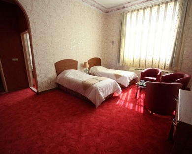 Eram Hotel Tehran 32