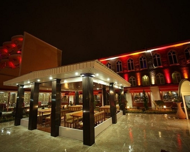 Eram Hotel Tehran 41