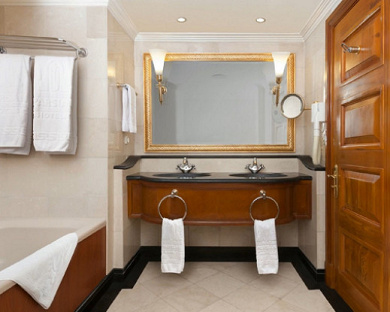 Esteghlal Hotel Tehran 25