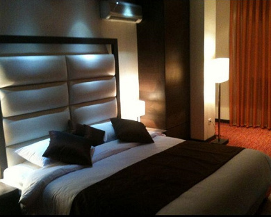 Ferdowsi Hotel Tehran 16