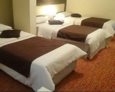 Ferdowsi Hotel Tehran 18