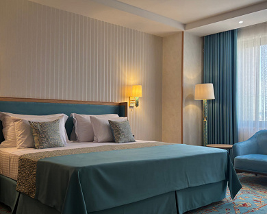 Ghasr Al Ziyafeh Nour Hotel Mashhad