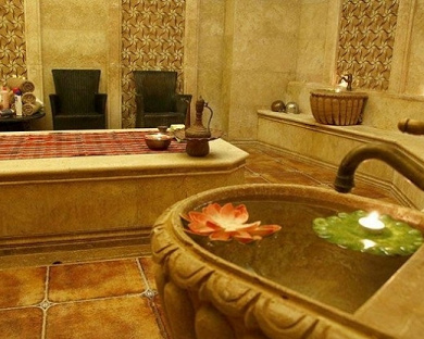 Ghasr Talaee Hotel Mashhad 32
