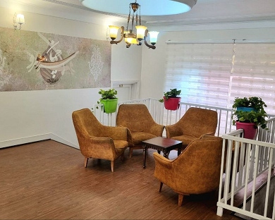 Italia Traveler House Tehran 5