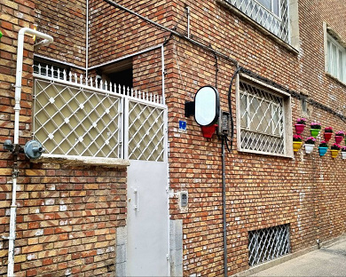 Italia Traveler House Tehran 2