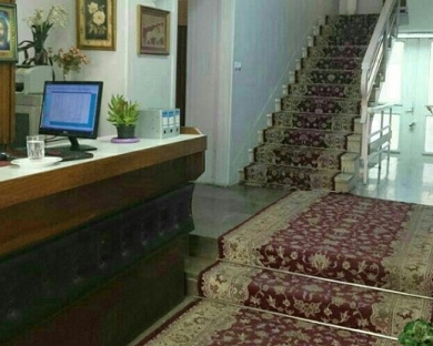 Nader Hotel Tehran 6