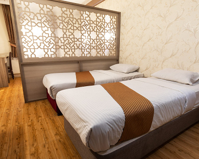 Omid Hotel Tehran 17