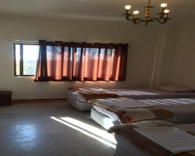 Pajouhesh Hotel Tehran 1