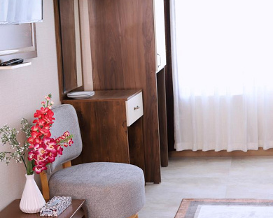 Paradise Hotel Tehran 9
