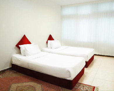Persian Plaza Motahari Traveler House Tehran 20