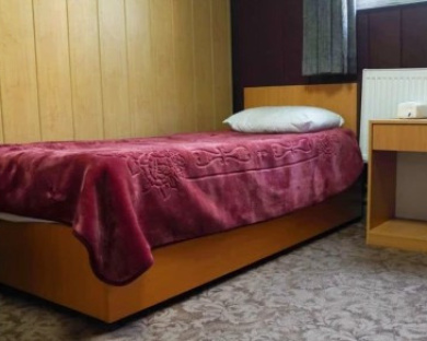 Pirooz Hotel Tehran 19