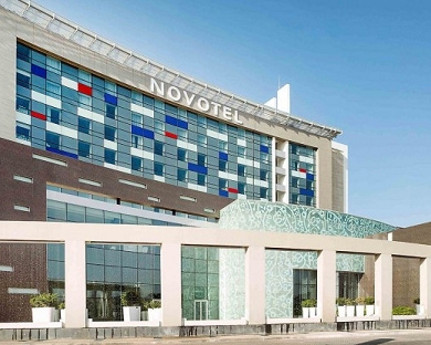 Roxan (former Novotel) Hotel Tehran 11