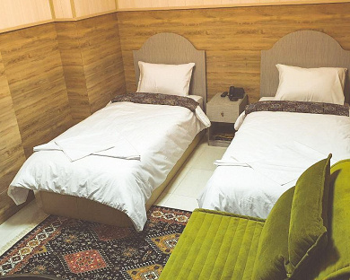 Rozham Hotel Tehran 12