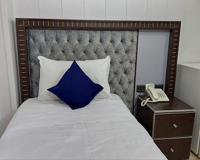 Saadi Hotel Tehran 26