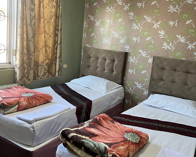 Sepidar Hotel Tehran 13