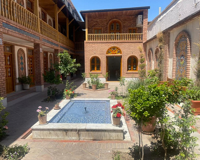 Sonnati Takht-e Jamshid Hotel Tehran 11