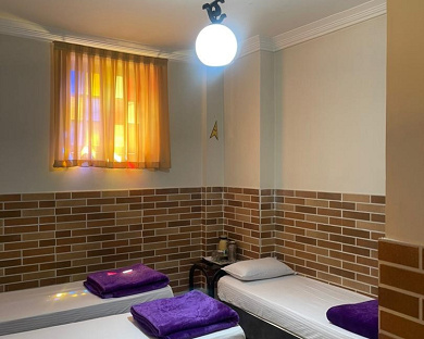 Sonnati Takht-e Jamshid Hotel Tehran 9
