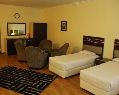 Varzesh Hotel Tehran 26