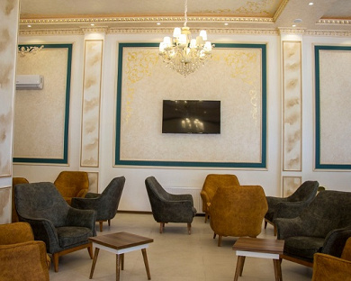 Vernos Hotel Tehran 8