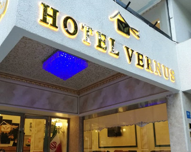 Vernos Hotel Tehran 18