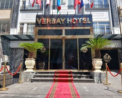 Versailles Hotel Tehran 17