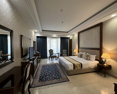 Wisteria Hotel Tehran 37