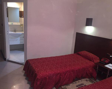 Ziba Hotel Tehran 17