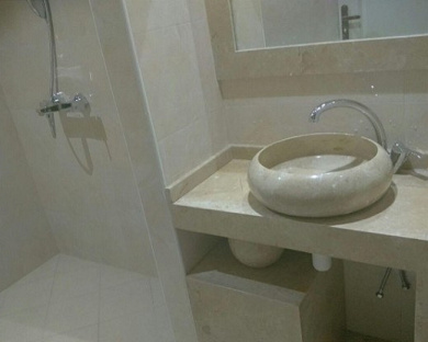 Ziba Hotel Tehran 11