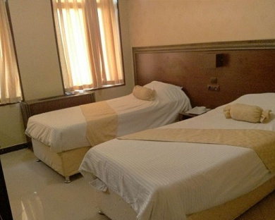 Ziba Hotel Tehran 16